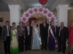 Participanţi la Concurs şi invitaţi de onoare